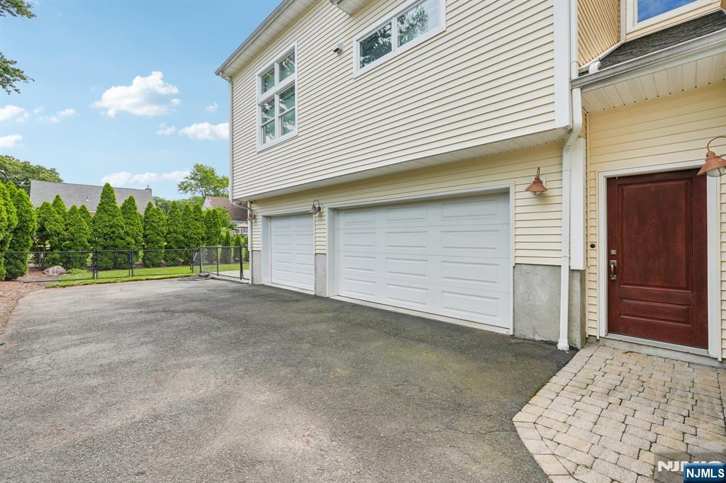 230 High Mountain Road