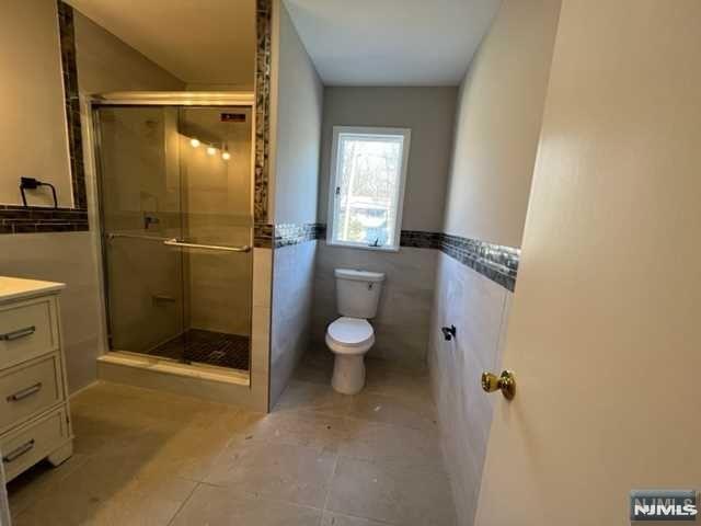 107 Hiawatha Boulevard