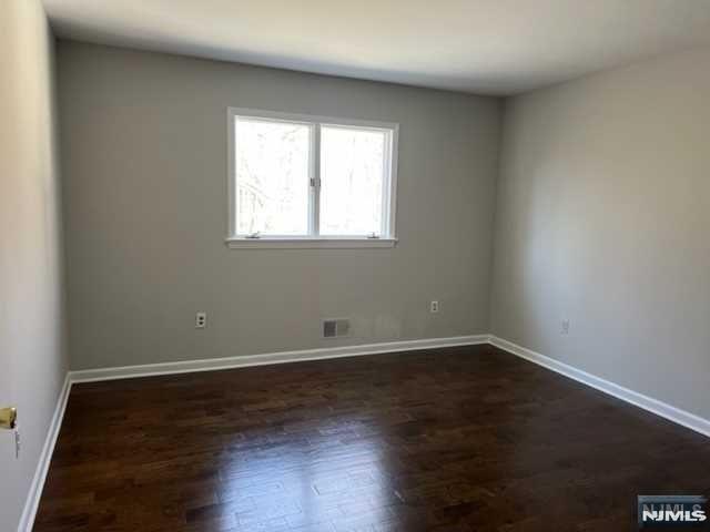 107 Hiawatha Boulevard