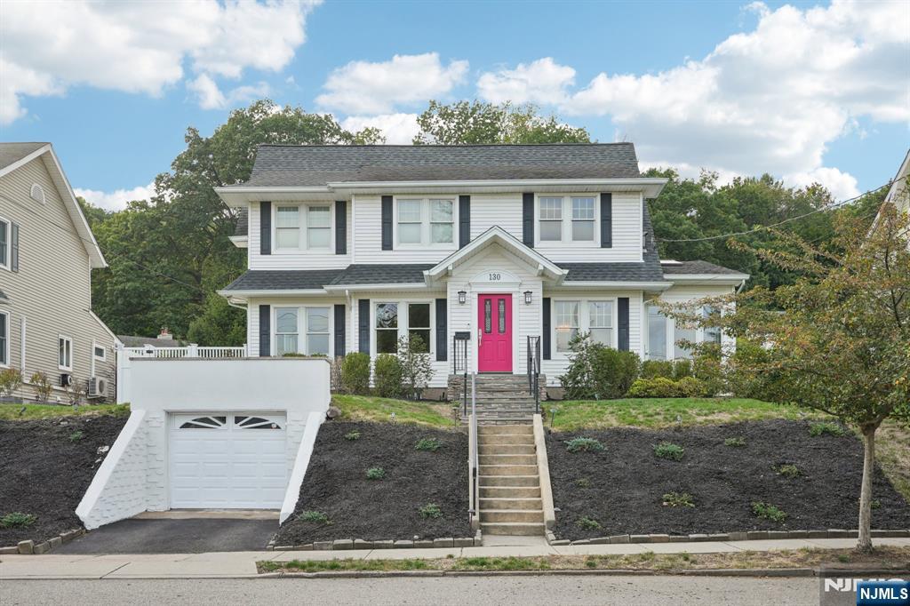 130 Pasadena Place