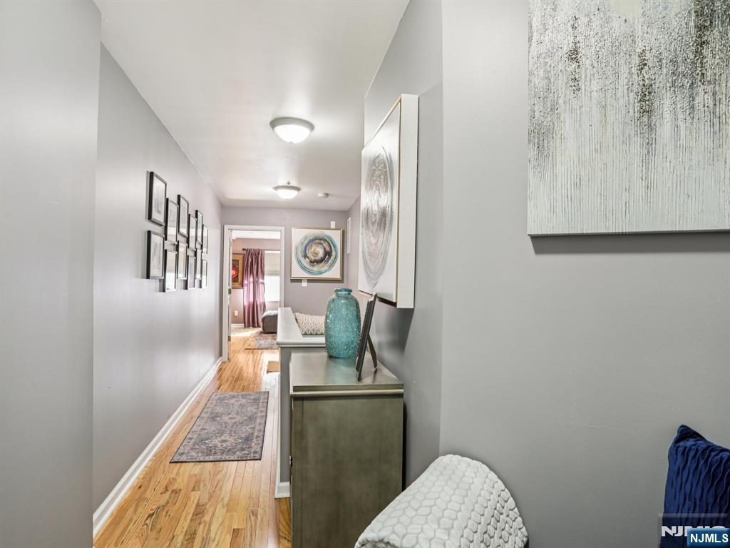 20 Mountain Avenue 9