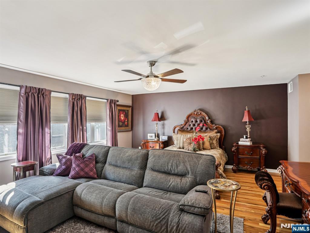 20 Mountain Avenue 9