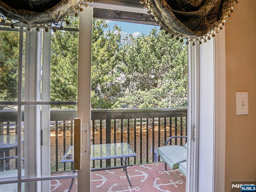 20 Mountain Avenue 9