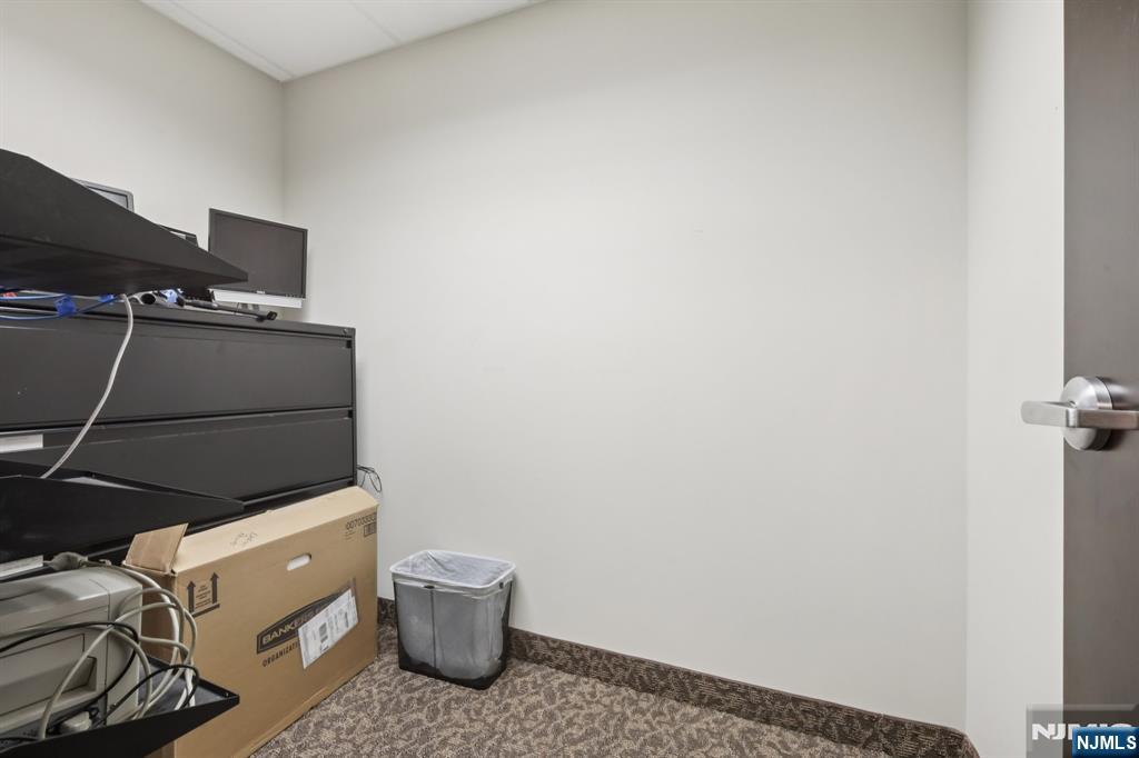 401 Hamburg Turnpike 308