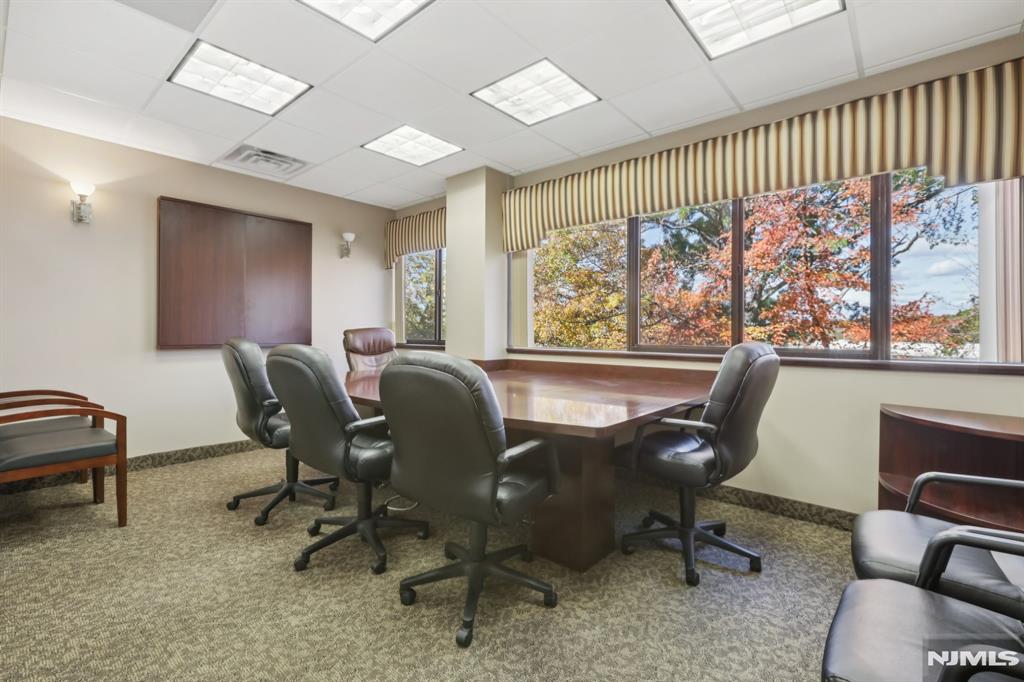 401 Hamburg Turnpike 308