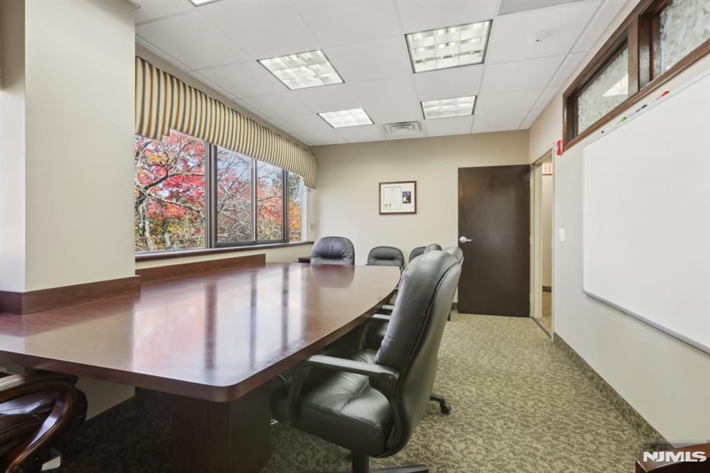 401 Hamburg Turnpike 308