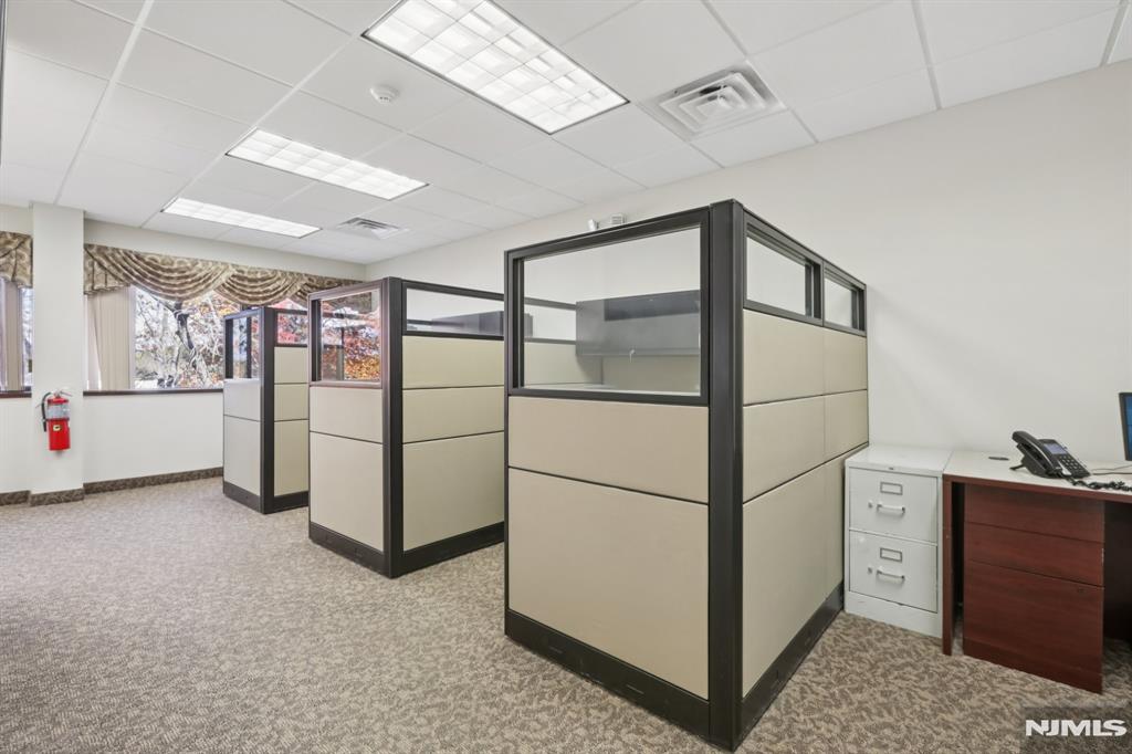 401 Hamburg Turnpike 308