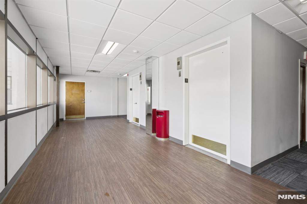 401 Hamburg Turnpike 308