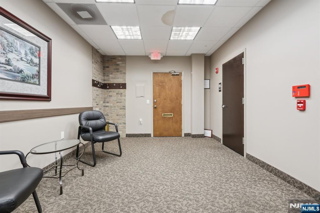 401 Hamburg Turnpike 308