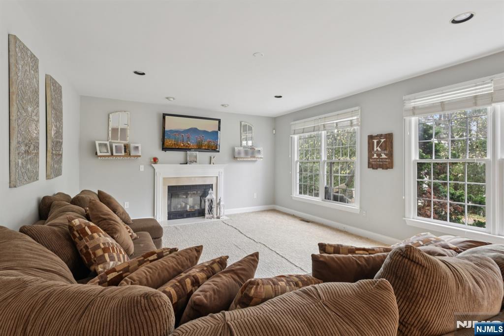 6 Sherry Court