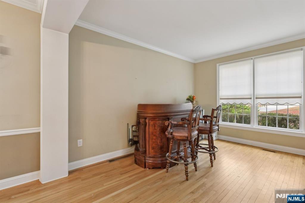 6 Sherry Court