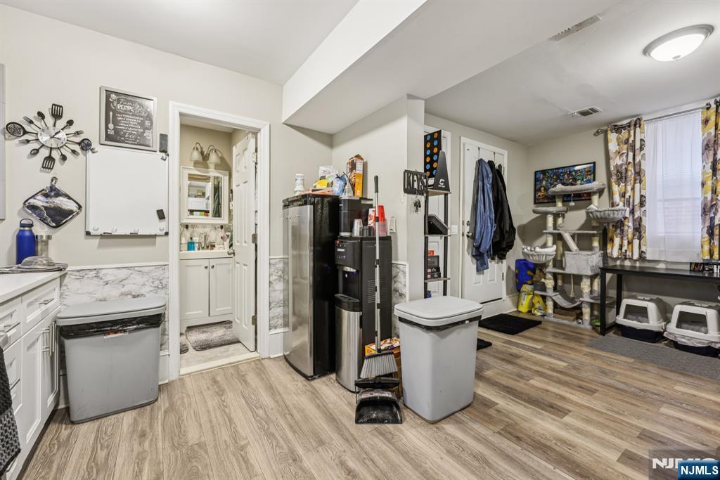 363 Macarthur Avenue