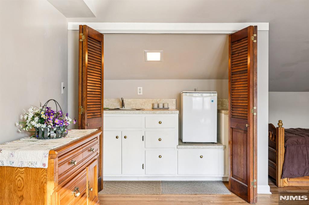 418 Pines Lake Drive