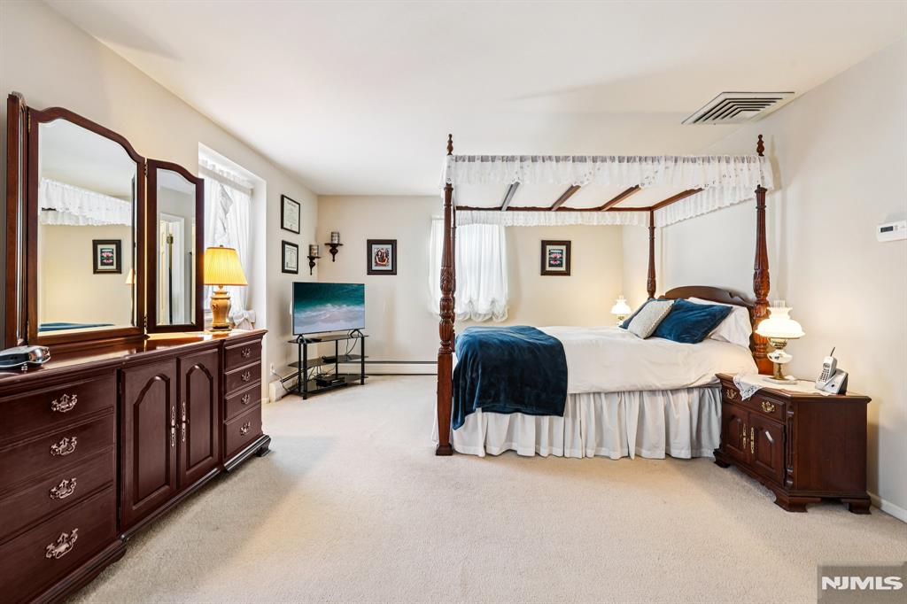 418 Pines Lake Drive