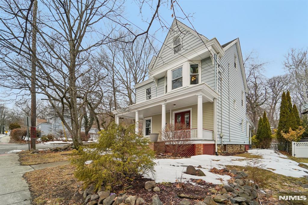 57 Pompton Road