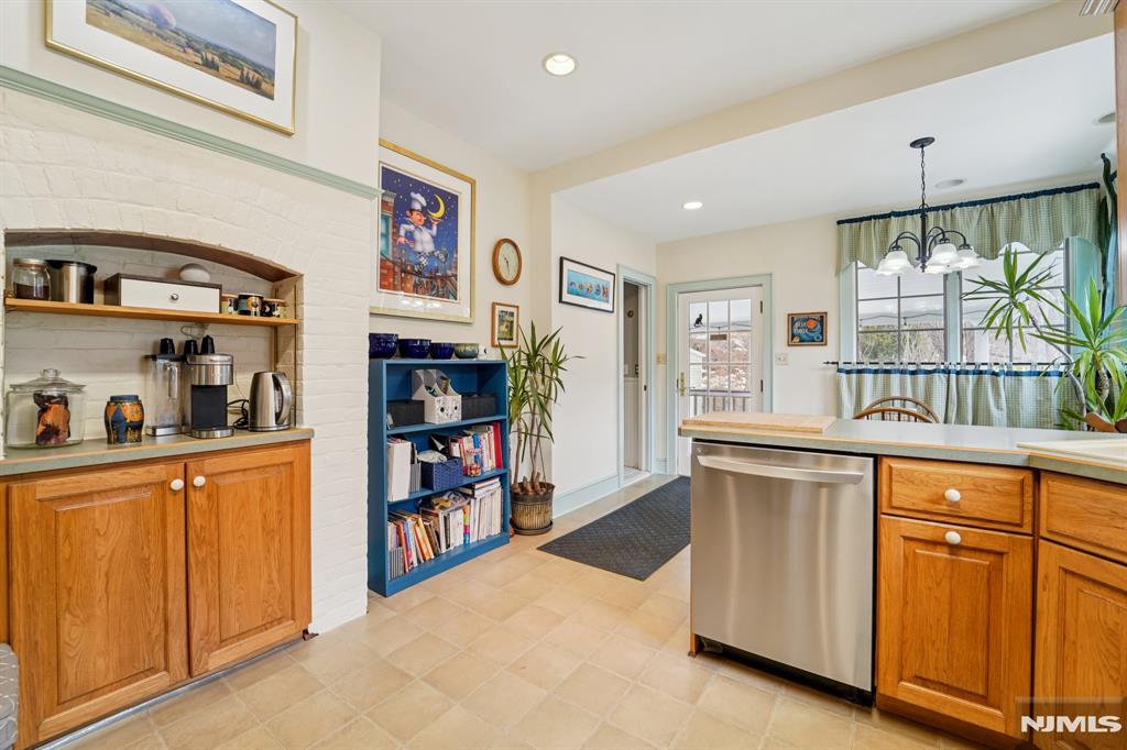 57 Pompton Road