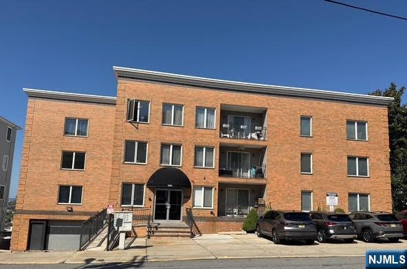 4401 Smith Avenue 201