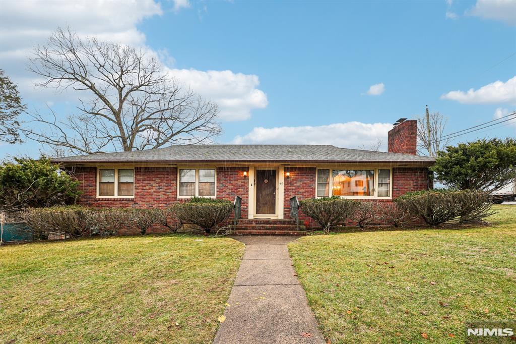 84 Squaw Brook Road