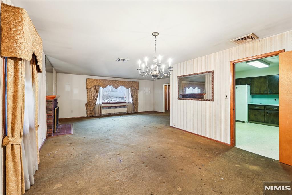 84 Squaw Brook Road