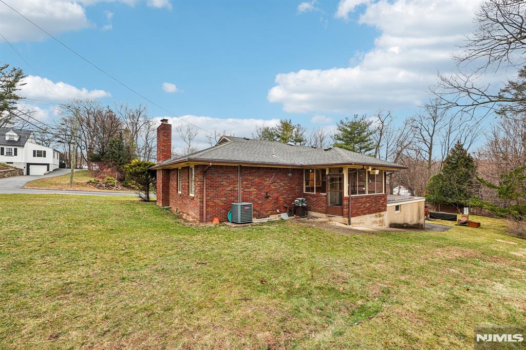 84 Squaw Brook Road
