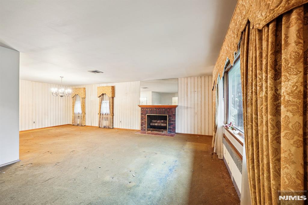 84 Squaw Brook Road
