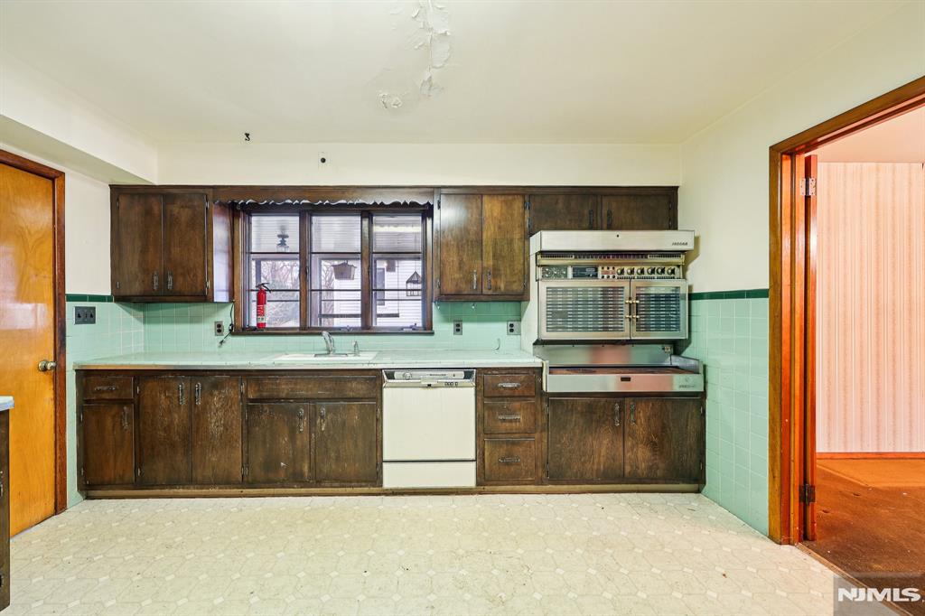 84 Squaw Brook Road