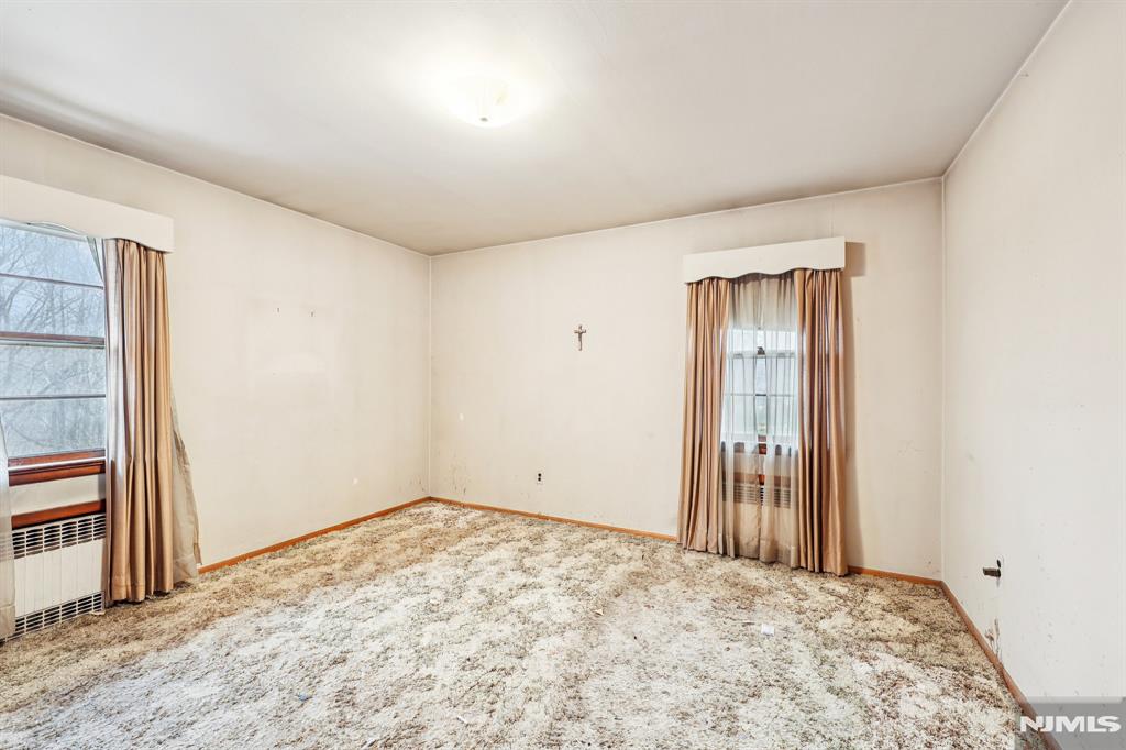 84 Squaw Brook Road