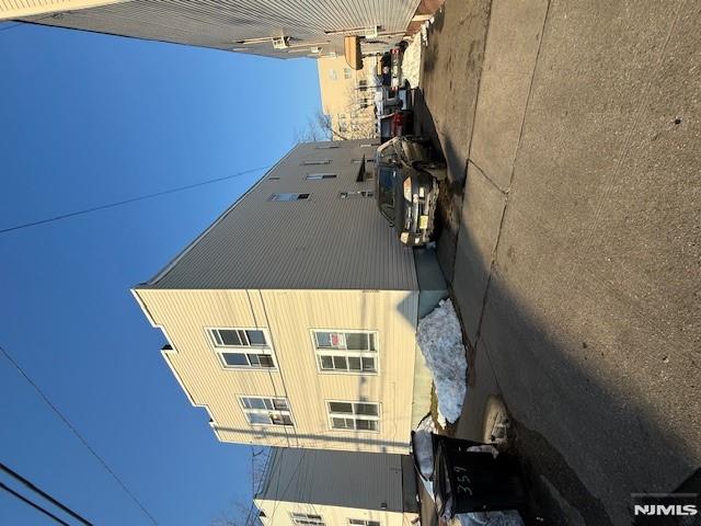 357-361 Getty Avenue