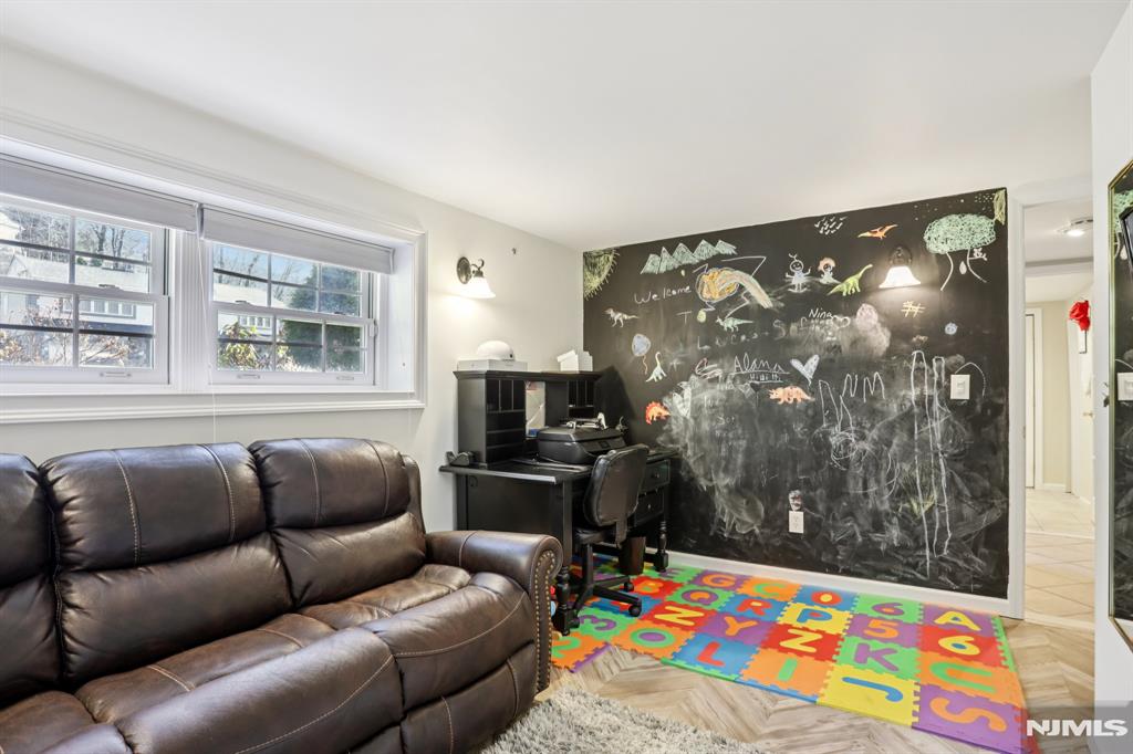 27 Borman Drive