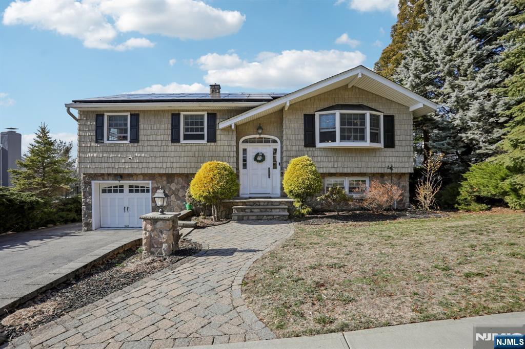 27 Borman Drive