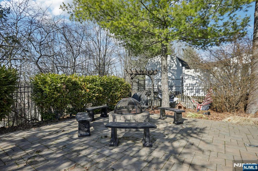 27 Borman Drive