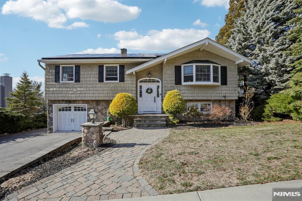 27 Borman Drive