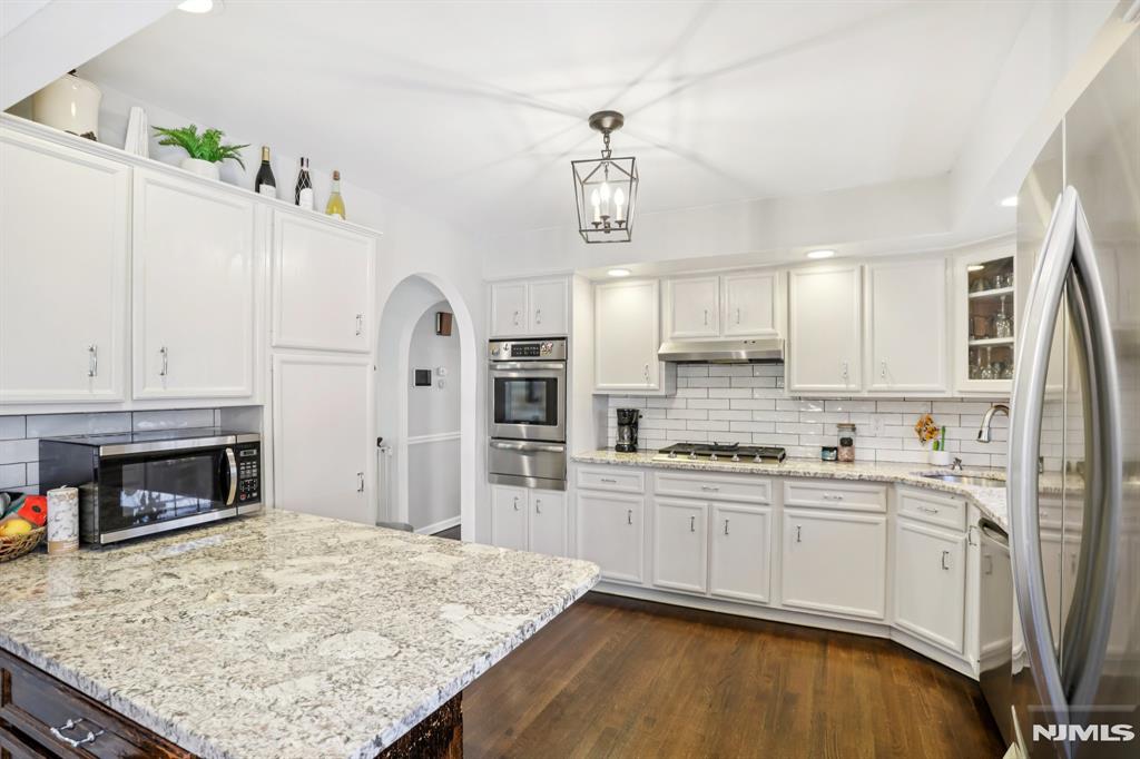 27 Borman Drive