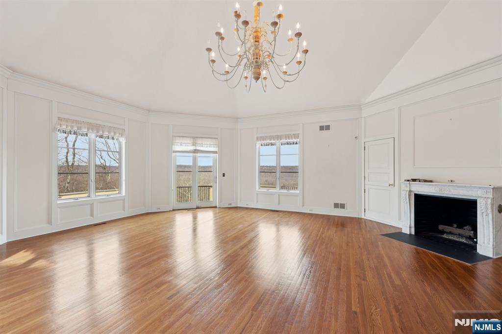 29 Hilltop Road