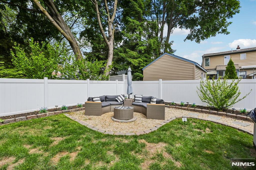 412 Fenlon Boulevard