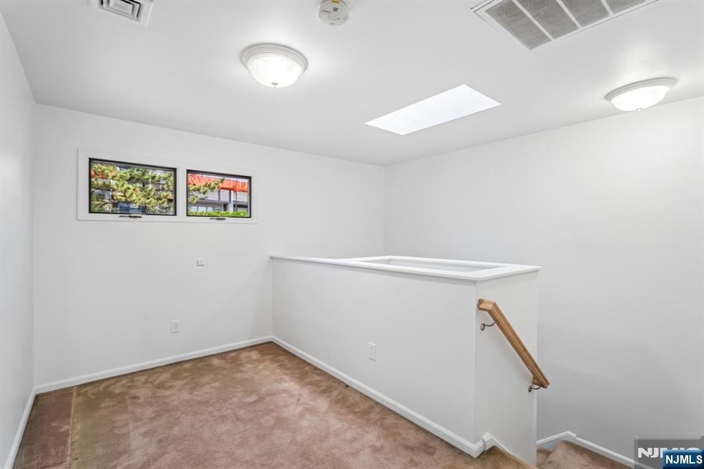 304 Heights Drive 3
