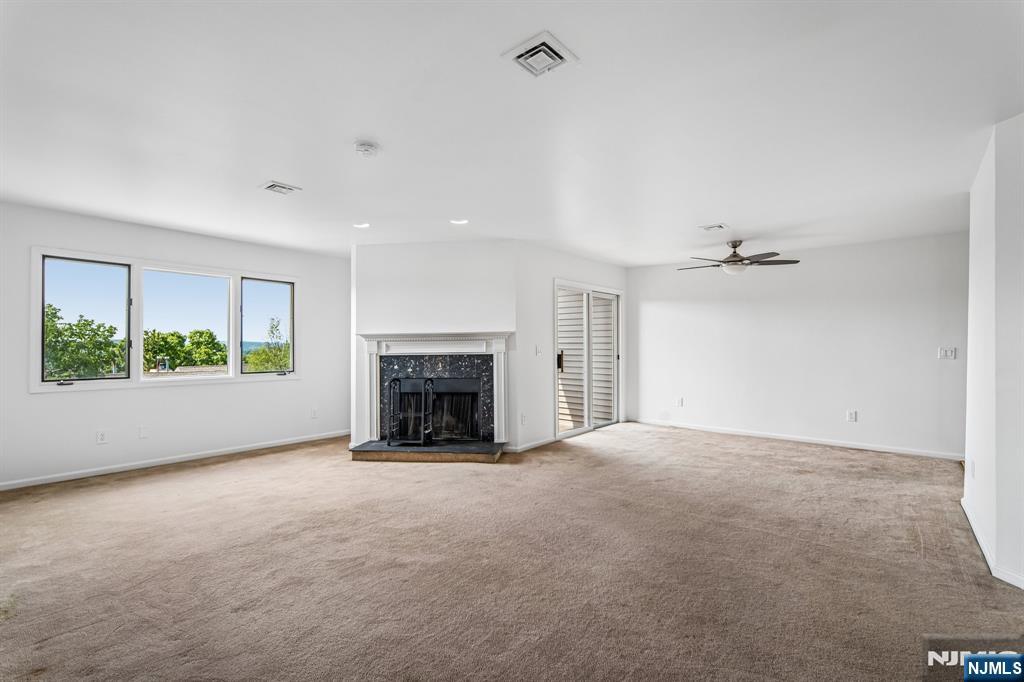 304 Heights Drive 3