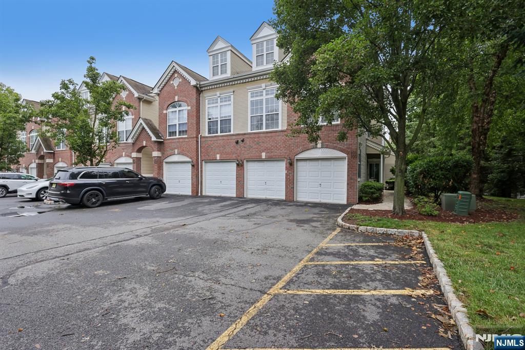 101 Rock Creek Drive T218