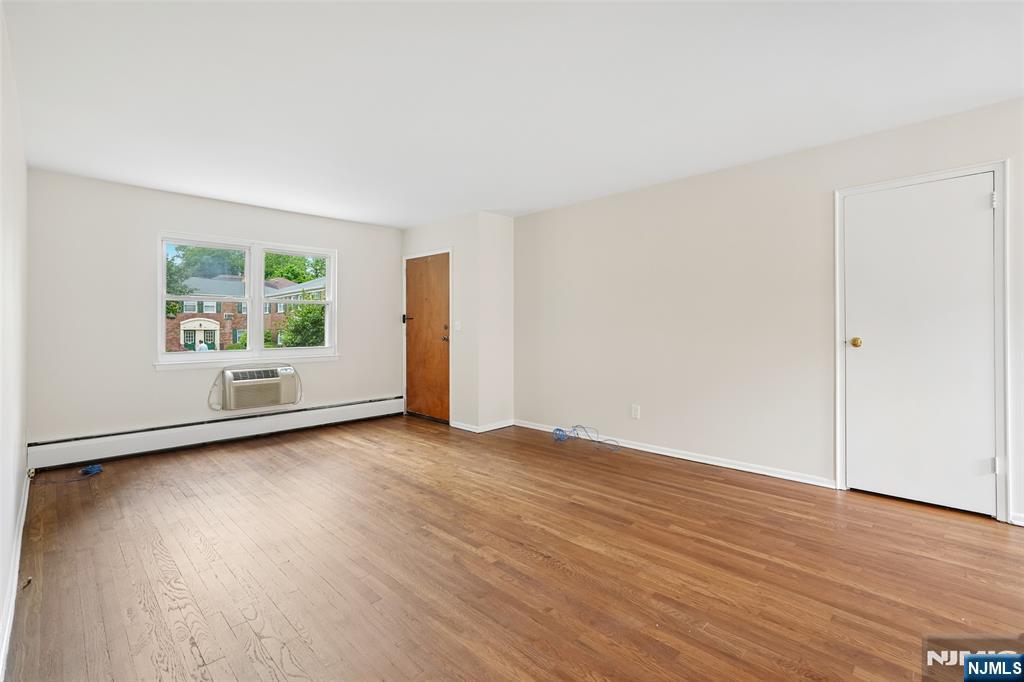 79 Roseland Avenue 73