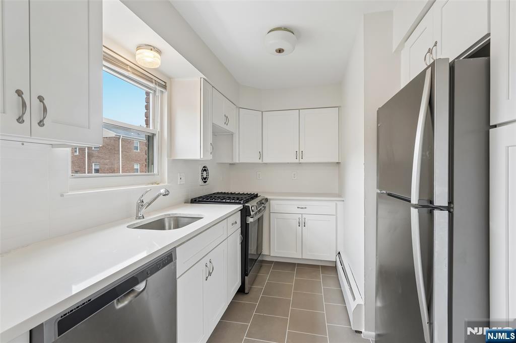 79 Roseland Avenue 73