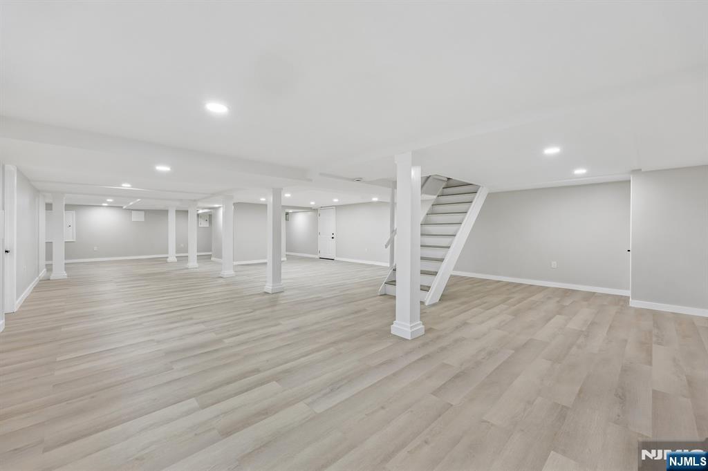 33 Lotz Street