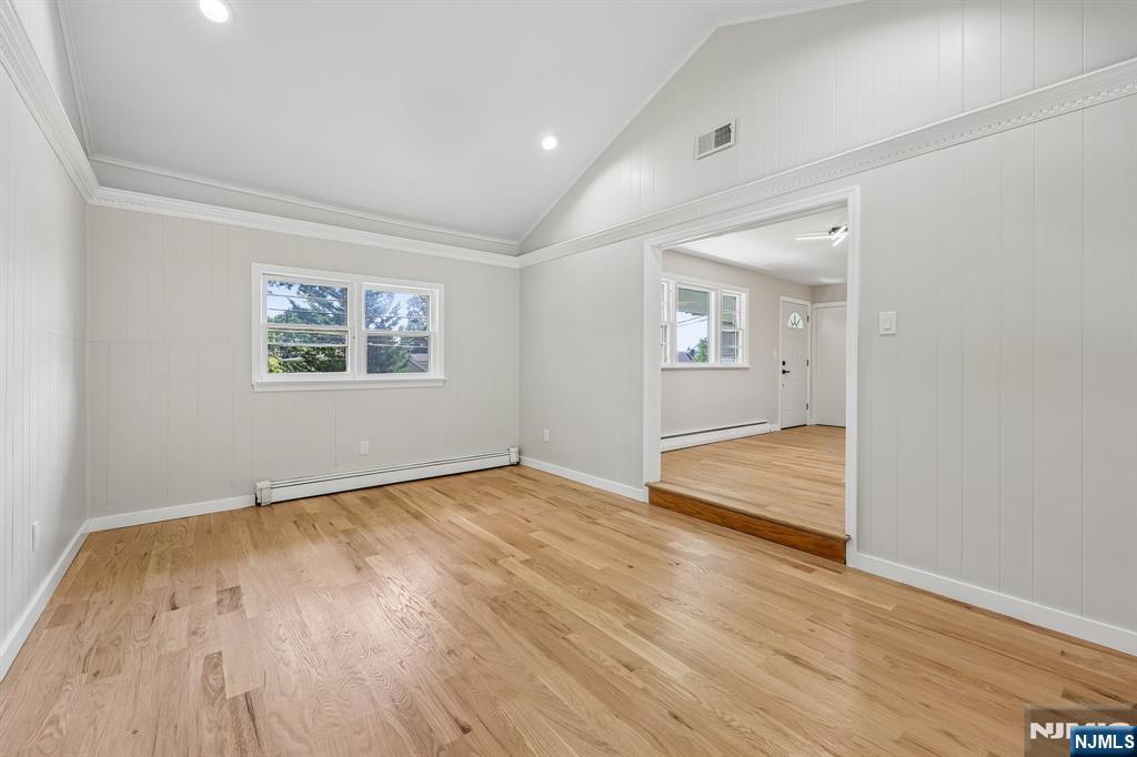 33 Lotz Street