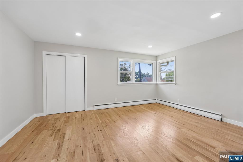 33 Lotz Street