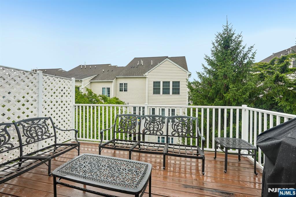 2 Constitution Lane 1501