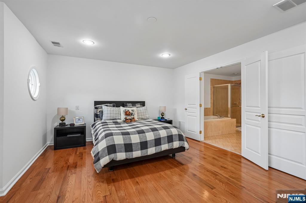 2 Constitution Lane 1501