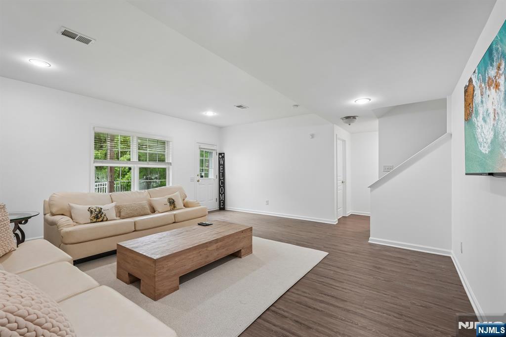 2 Constitution Lane 1501