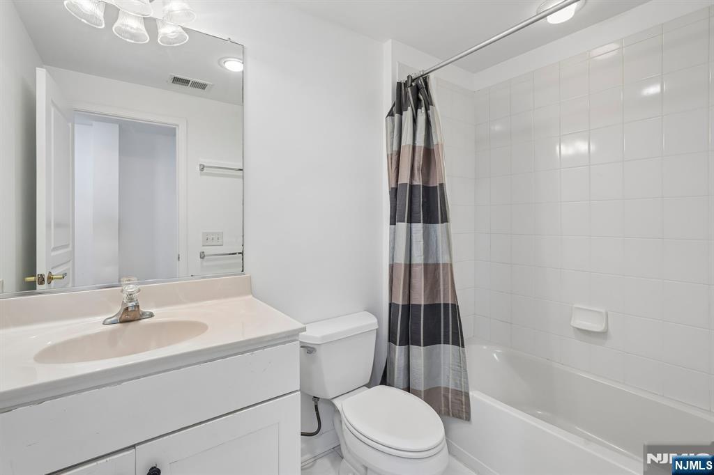 2 Constitution Lane 1501