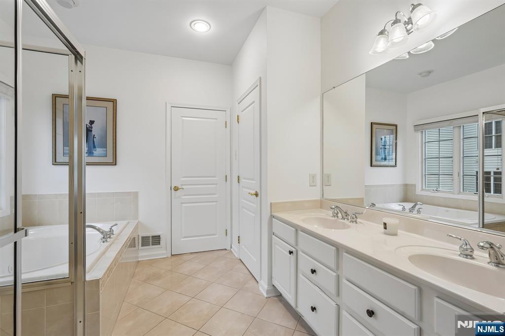 2 Constitution Lane 1501
