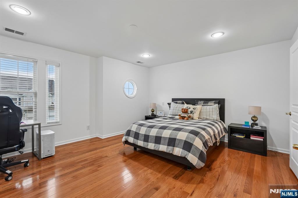 2 Constitution Lane 1501