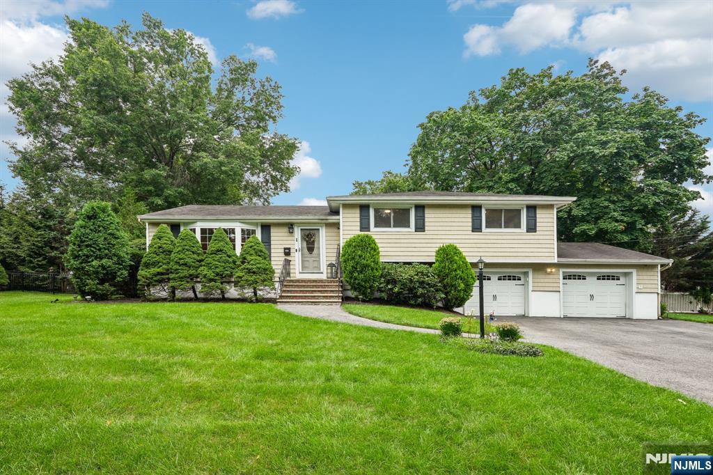 24 Lawrence Road